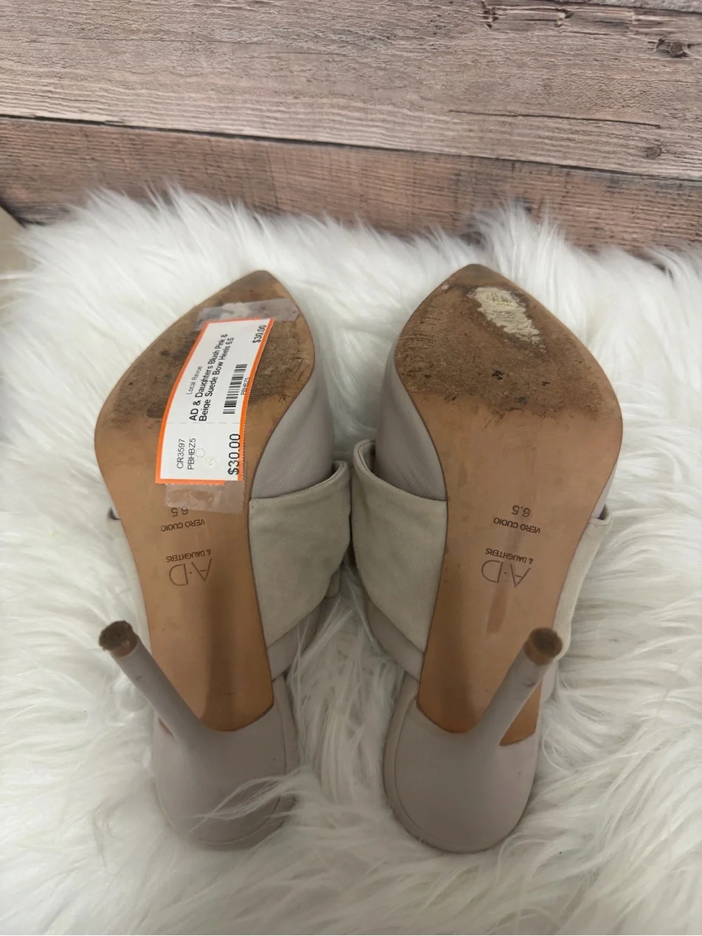 Knot-Front Pointed Toe Mule in Light Taupe